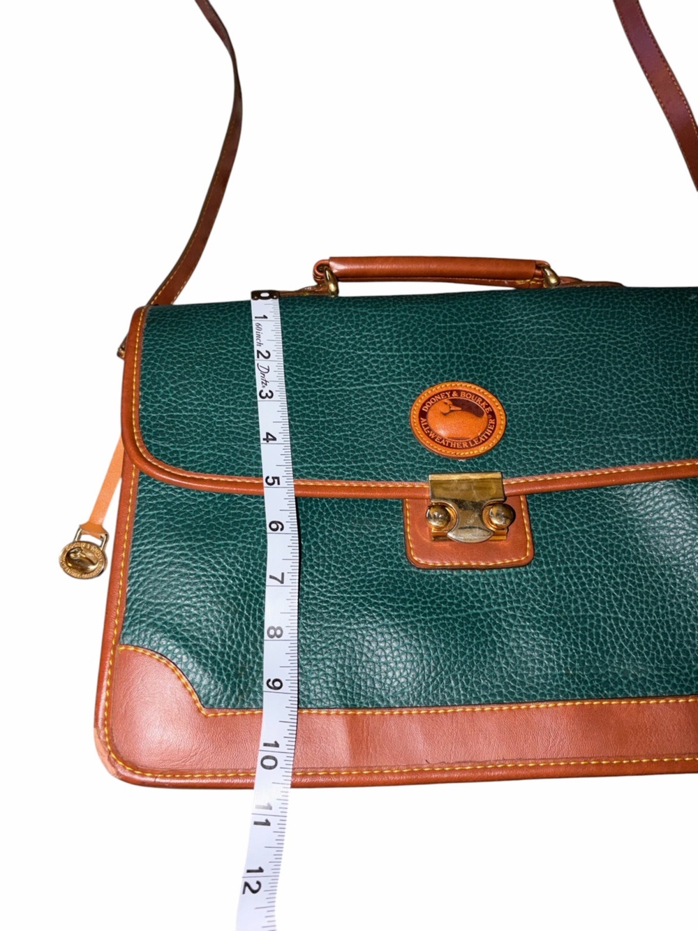 Vintage Dooney & Bourke All Weather Leather Emerald Green Leather Messenger Bag - Picture 11 of 11